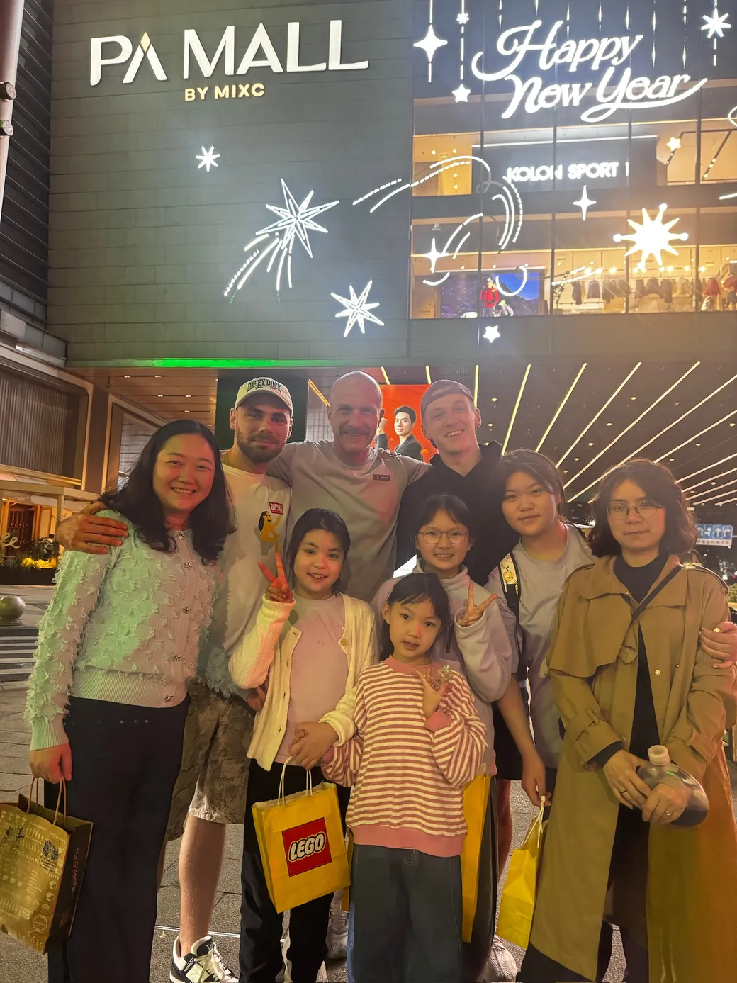 A family on a trip in Shenzhen